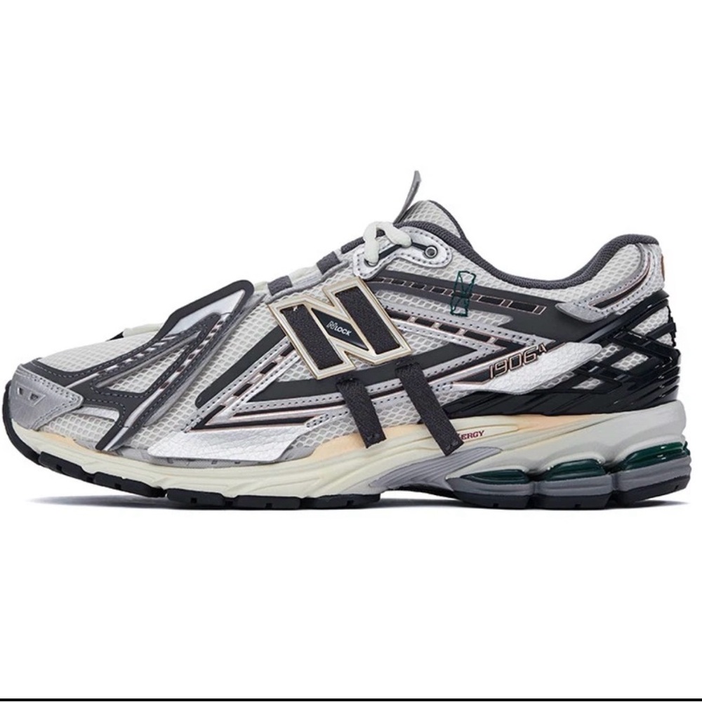 New Balance 1906 Silver Gold Metallic - M1906AD Men's size 7.5
